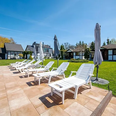 Comfortable Homes, Jacuzzi, Summer Pool