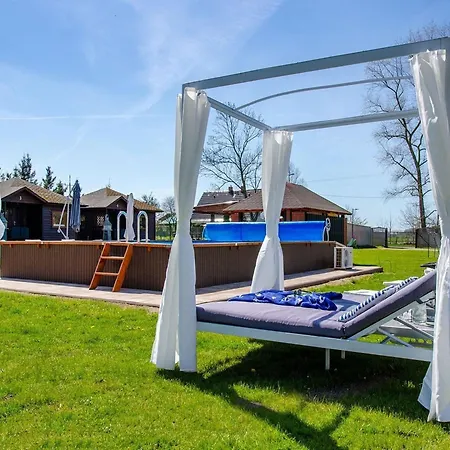 Дом отдыха Comfortable Homes, Jacuzzi, Summer Pool *