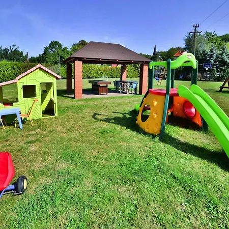 Дом отдыха Comfortable Homes, Jacuzzi, Summer Pool *