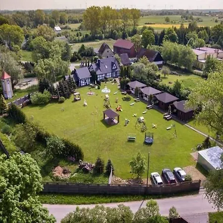 Comfortable Homes, Jacuzzi, Summer Pool * Lacko (Slawno)