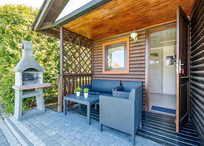 Comfortable Homes, Jacuzzi, Summer Pool *