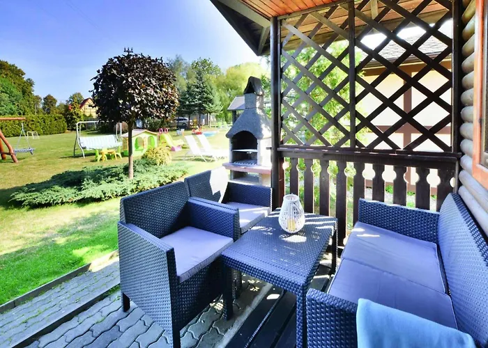 Comfortable Homes, Jacuzzi, Summer Pool