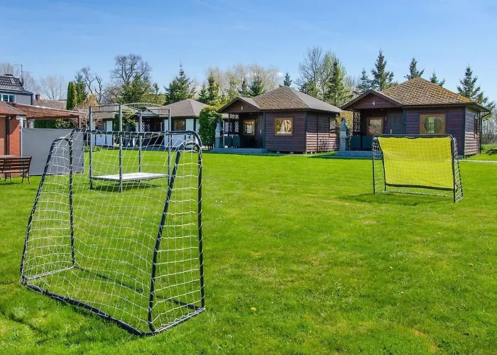 Comfortable Homes, Jacuzzi, Summer Pool