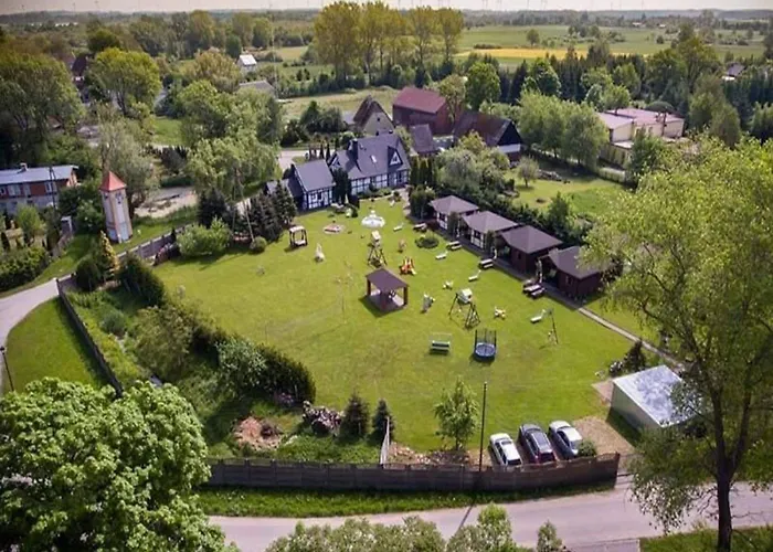 Comfortable Homes, Jacuzzi, Summer Pool * Lacko (Slawno)